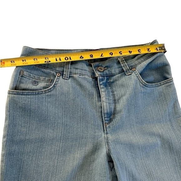 Gloria Vanderbilt Women's Amanda Light Blue Jeans Size 6 Missy - Picture 8 of 17